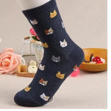 Cute Cartoon Cat Cotton Socks for Women - Cozy & Fun Winter Footwear