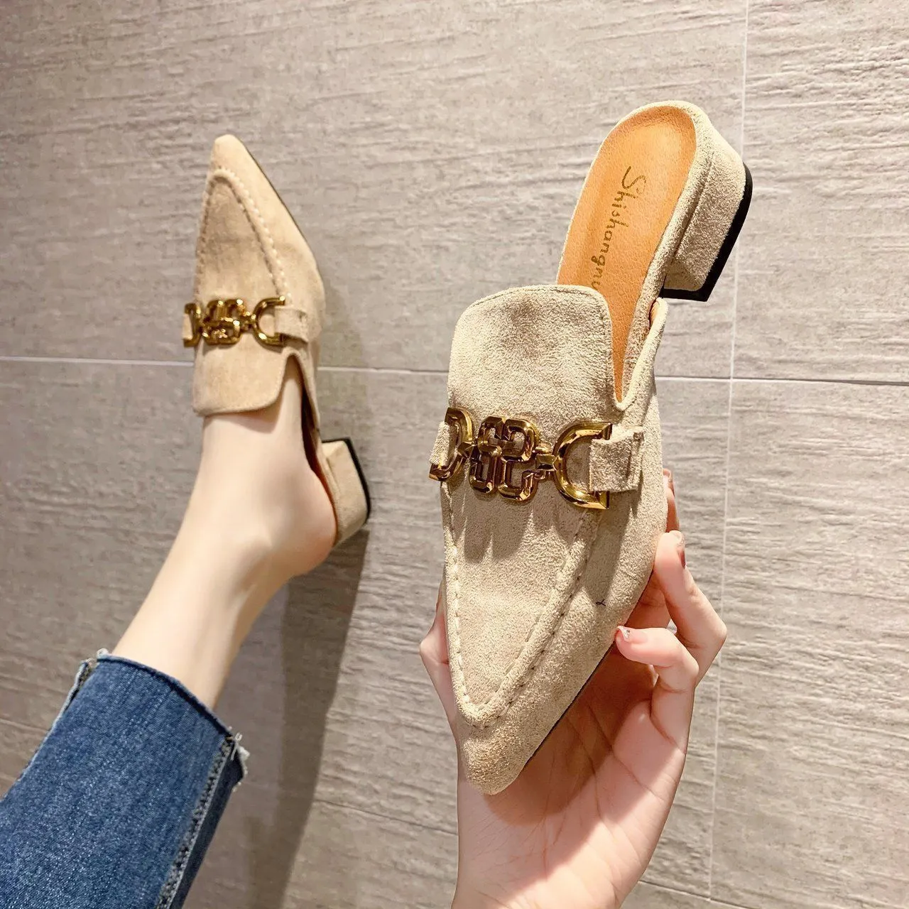 Finn Chain Pointed Toe Mule Shoes Closed-Toe Slippers Female Spring/Summer Pointed-Toe Mules Shoes